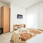 Estelle Pensionat 3*